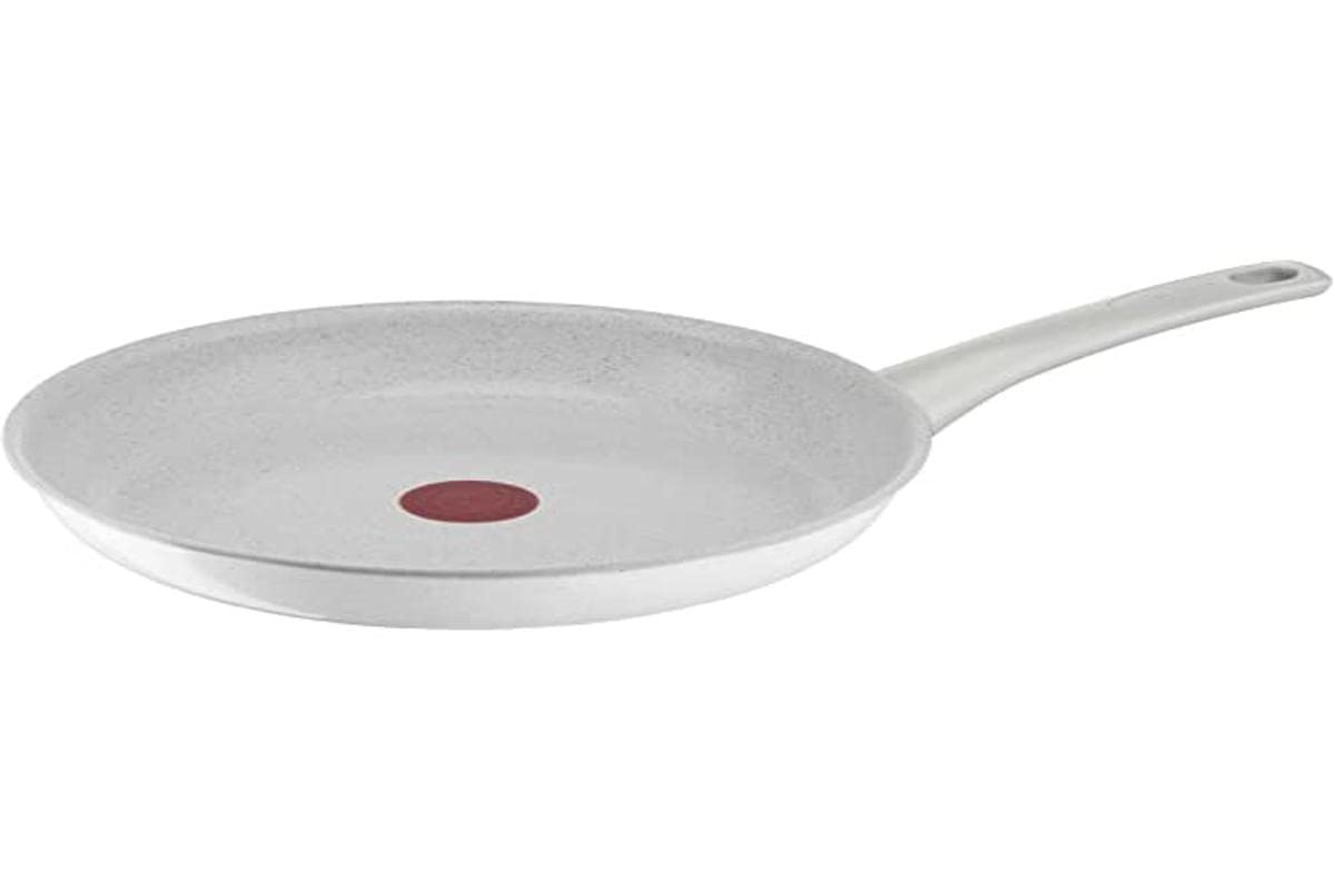 Tefal C4510653 Natural Chef - 28 cm black induction ceramic frying pan, aluminum construction, non-stick surface.