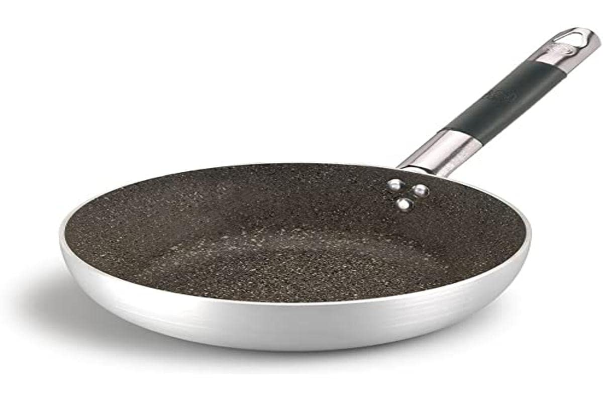 Pentole Agnelli Infinity Zema Panna - 36 cm metal cookware in silver and black, durable and stylish design.