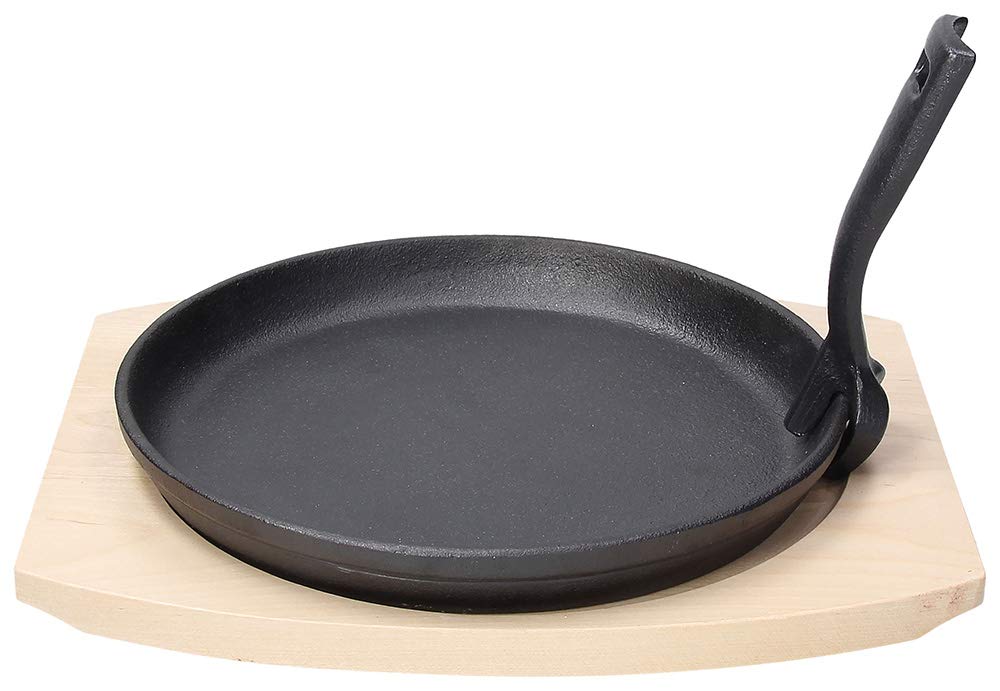 Tognana W8458X1FUTA Fusion Taste cast iron pan, black, durable, even heat distribution, ideal for cooking.