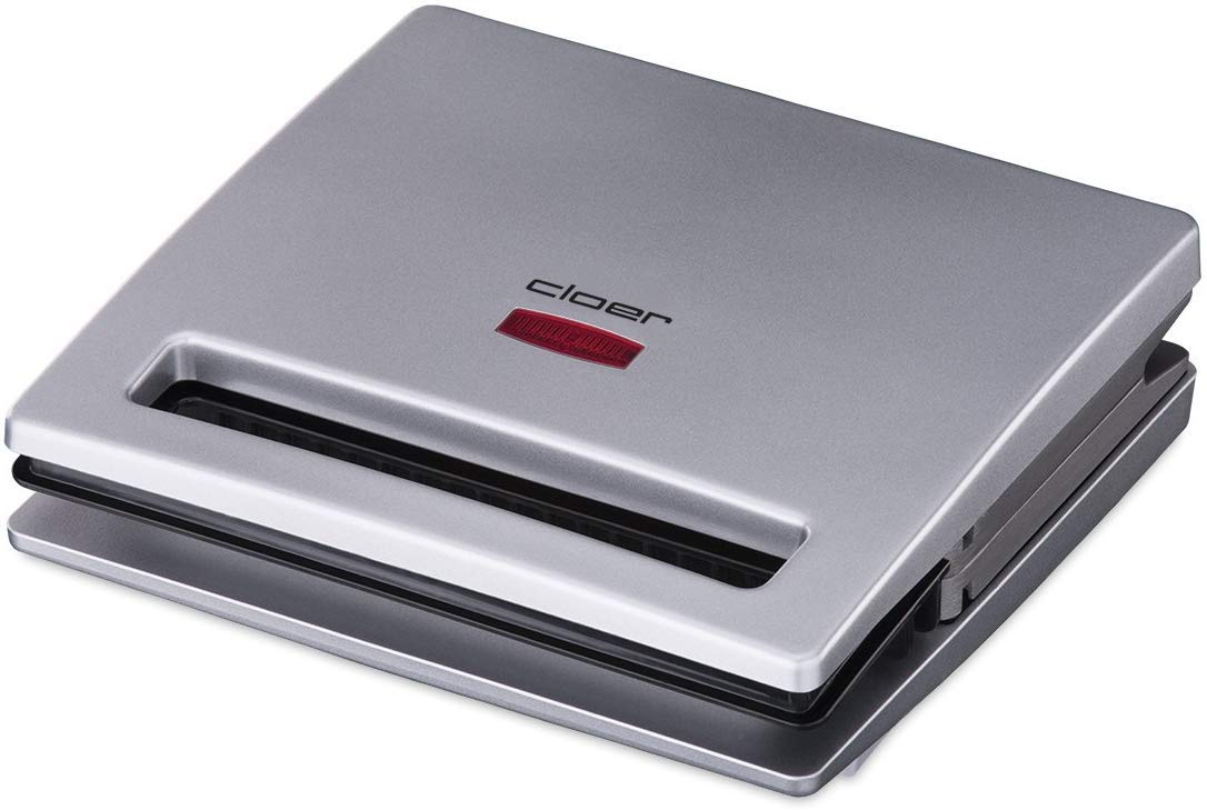 Cloer 6219 sviestmaižu cepeškrāsns, 900 W diviem diagonāli sadalītiem tosteriem, optiska gatavības ziņojums, sudraba.