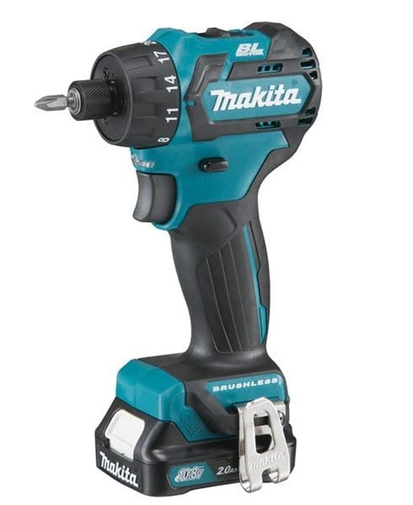 Makita Novērotājs Drill 10.8V Li-jonu 2AH CXT - Compact, lightweight design, powerful performance, ideal for DIY projects.