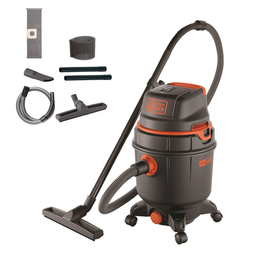BLACK+DECKER BXVC30PDE - 1600W wet and dry vacuum cleaner with 30L capacity and integrated power outlet for tools.