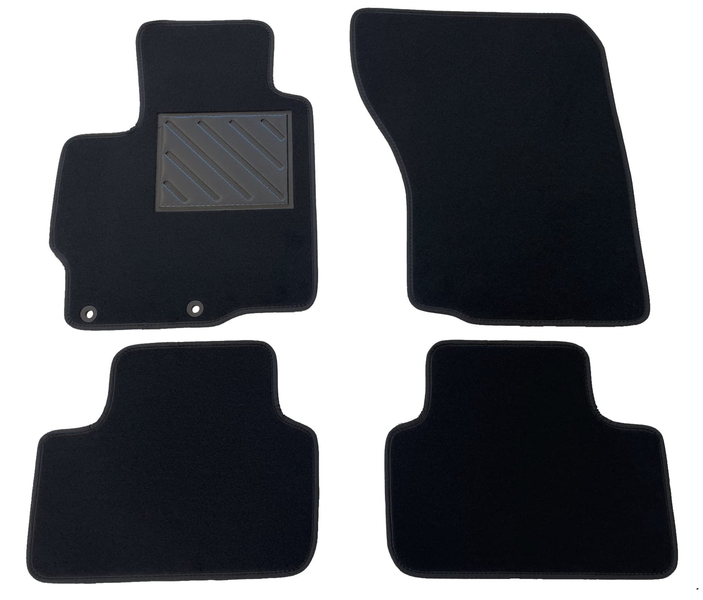 Paklāji C4 Aircross 05.2012> / ASX 05.2010>- precīzi, no melna paklāja auduma, ar pogām un pastiprinātu gumijas papēža spilventiņu