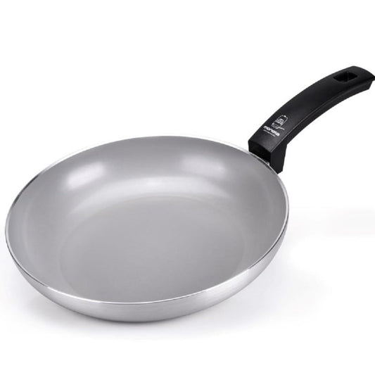 Moneta Innova panna 28 cm - dabīgs FineGres pārklājums, bez PFAS, piemērota indukcijai, 100% ražota Itālijā, pelēka
