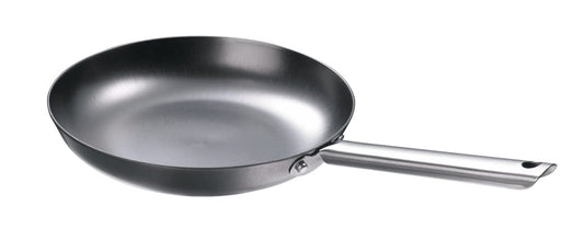Schulte-Ufer 1450-24 i Cepamā panna Iron-Star - 24 cm, neapstrādāta, 1,55 l, sudraba krāsā, ideāla cepšanai.