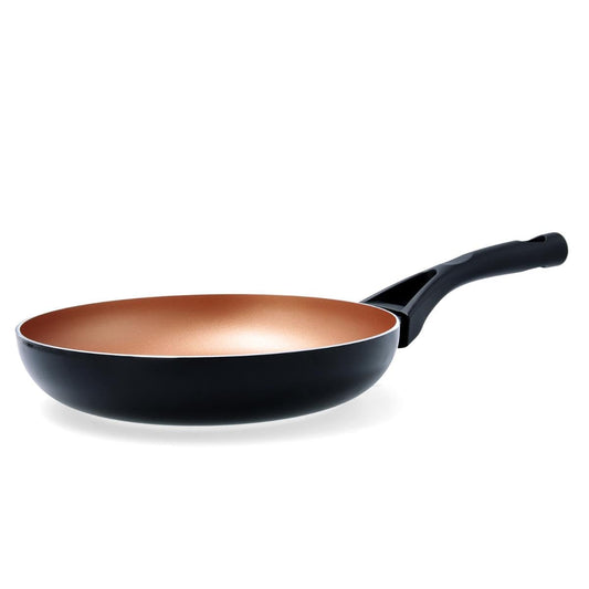 Pyrex cepamā panna - 26 cm, presēta alumīnija, vara, izturīga un viegli tīrāma, ideāla cepšanai.