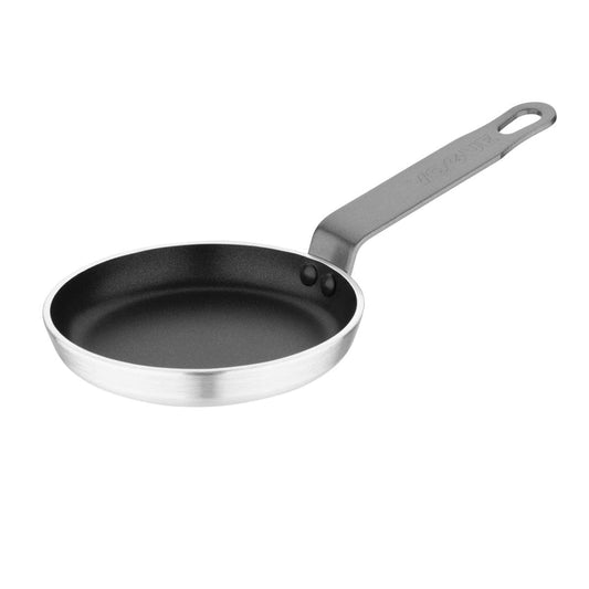 Vogue T358 pretpiedeguma blīņu panna - alumīnija, 120mm Ø, 20mm h, ideāla cepšanai bez pielipšanas.