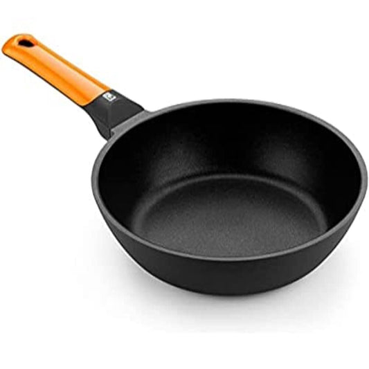 BRA Efficient Orange - 28 cm deep pan, aluminum casting with Platinum Plus non-stick coating, suitable for all stovetops, PFOA-free.
