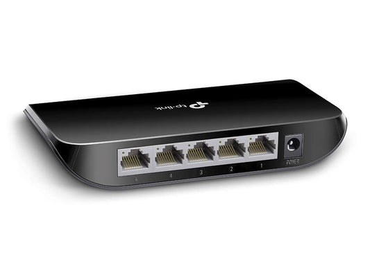 TP-Link TL-SG1005D 5 portu gigabitu galda slēdzis, 5 x 10/100/1000 Mbps RJ45 porti, automātiska saskaņošana, Auto-MDI/MDIX, Green IT, līdz 70% mazāks enerģijas patēriņš, plastmasas korpuss, melns