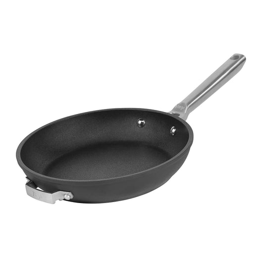 Ninja Foodi ZEROSTICK 26cm cepamā panna - cieti anodēts alumīnijs, izturīgs, vietu taupošs, piemērots indukcijai un cepeškrāsnij.