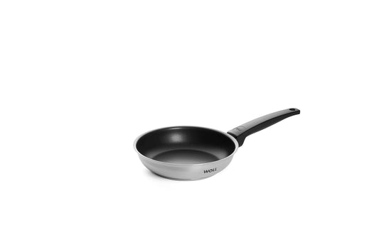 Woll Concept cepamā panna - indukcijas, Ø 20 cm, 4,5 cm augsta, nerūsējošais tērauds, cepeškrāsnī izturīga līdz 200°