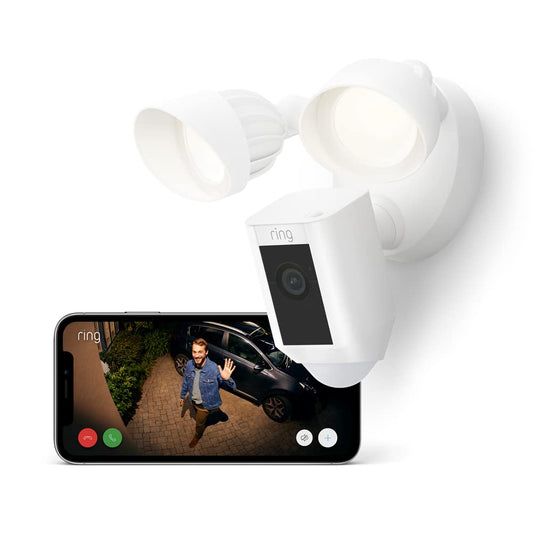 Ring Plūdu gaismas kamera Plus kabelis (Floodlight Cam Wired Plus) | Uzraudzības kamera ārā ar Wi-Fi, HD video, LED plūdu gaismu, nakts redzamību, kustības noteikšanu un sirēnu | Alexa saderīga drošības kamera