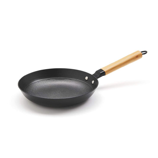 Qulinart by Brandt čuguna panna - 24 cm, viegla, ar pretpiedeguma pārklājumu, ergonomisks koka rokturis, melna