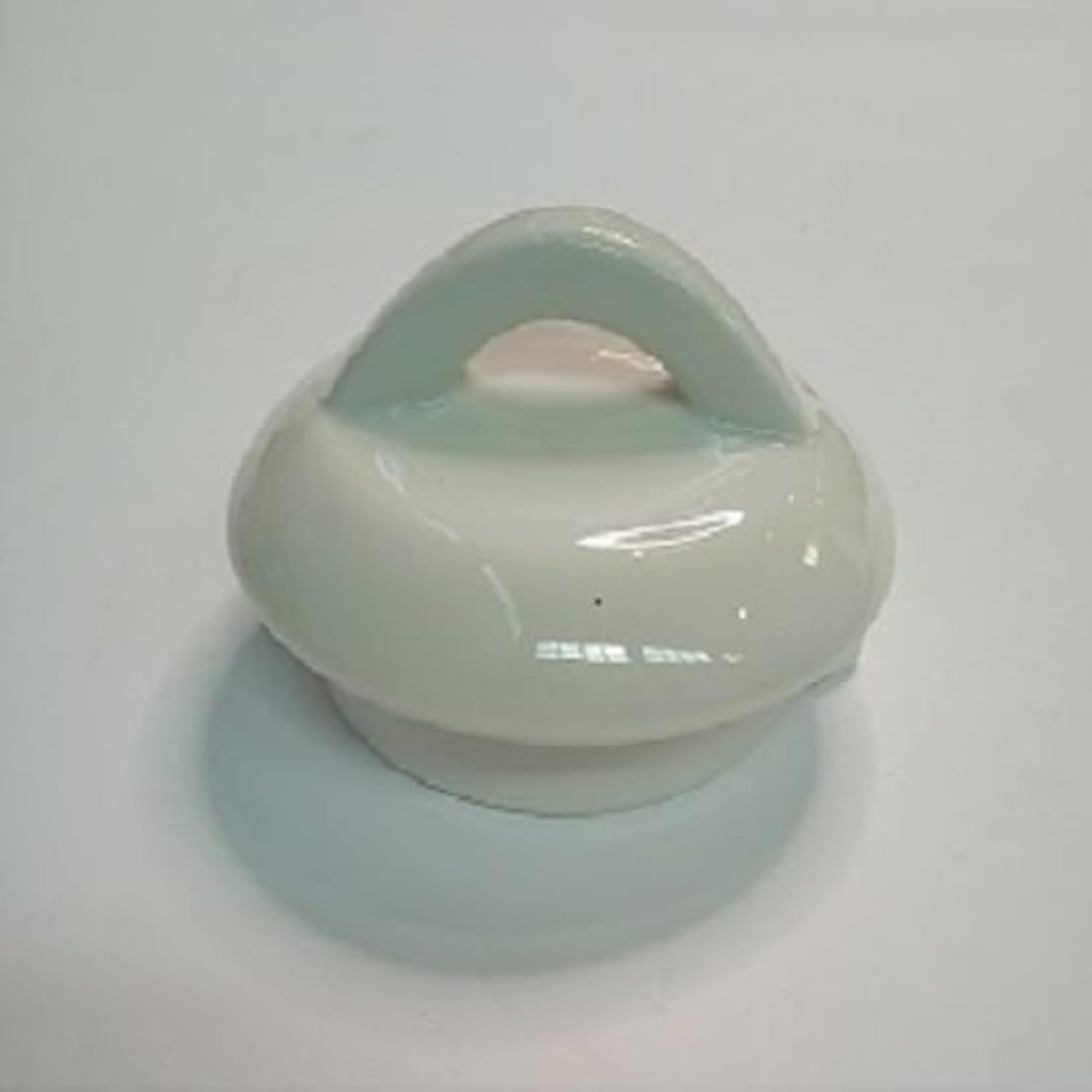 KONCEPTS Tējkannas vāks RK0020 - Balts, diametrs 78-79 mm, piemērots dažādām tējkannām.