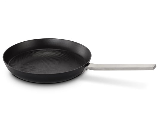Bosch HEZ9FE280 - čuguna panna 28 cm, piemērota elektriskajām un indukcijas plīts virsmām, ražots Vācijā