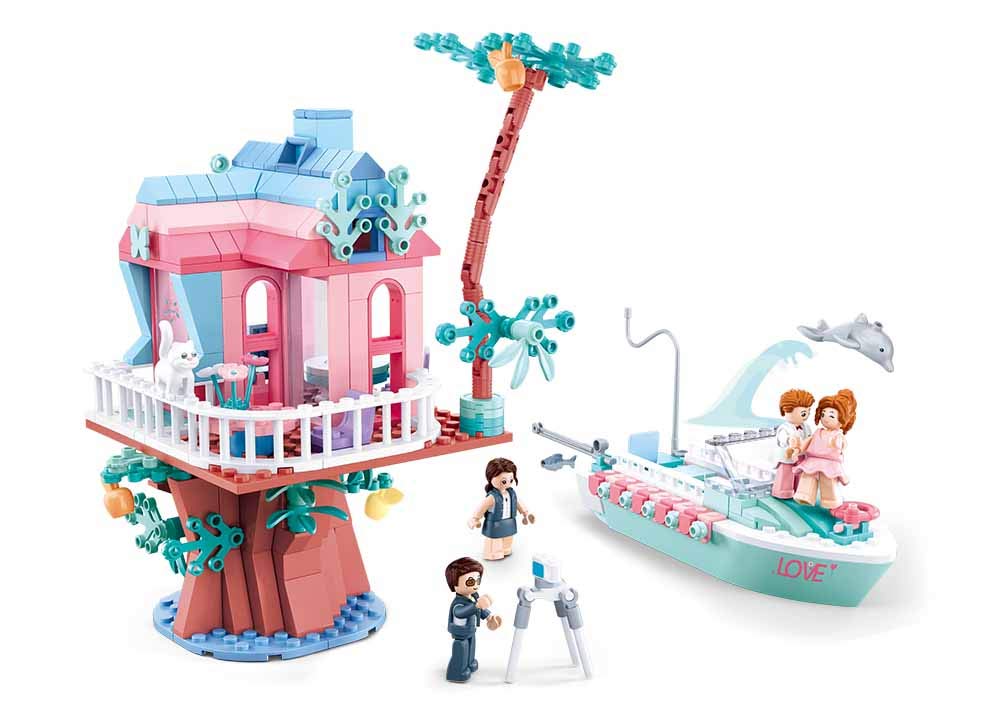 Sluban M38-B0771 - Building block set with military theme, includes vehicles and mini-figures for creative play.