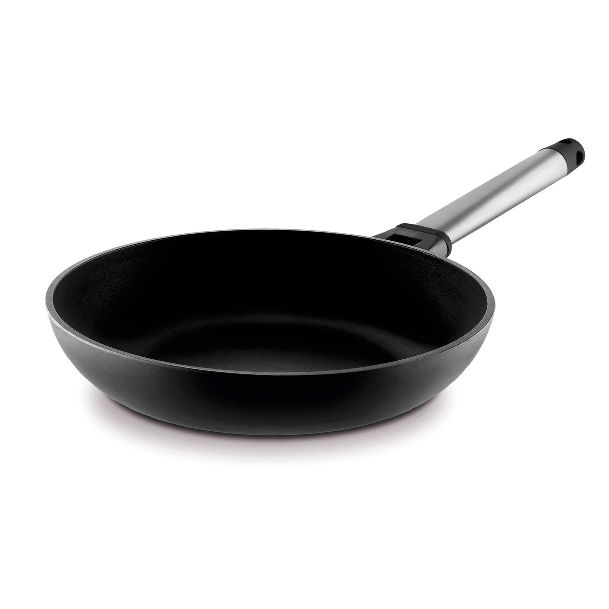 CASTEY 6-30 panna, alumīnijs - Lightweight aluminum frying pan with non-stick coating and ergonomic handle.