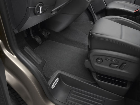 MAT10 Zaļā izdevums – Auto paklāji, kas piemēroti Opel Astra K (BJ 10/2015-09/2022, 5 durvis) | ilgtspējīgs samts | Automātu komplekts, 4 daļas | Ražots Vācijā, oriģinālo aprīkojumu kvalitāte