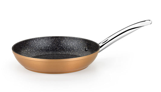 MONIX Cooper Panna 24 cm - kalts alumīnijs, titāna pretpiedeguma, piemērota visiem plīts veidiem, vara krāsā