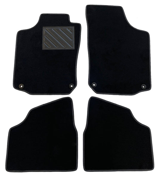 MDM SP-7826 paklājiņi velūrs automašīnu paklājs piemērots Ford Focus IV Focus Turnier (arī Mild Hybrid) 2018>, melns