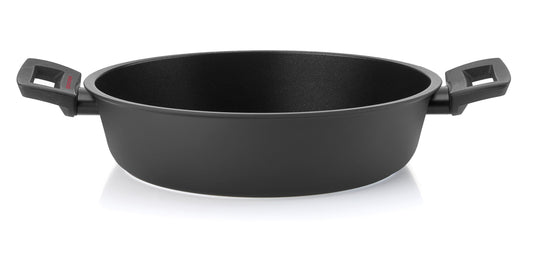 Guzzini Cook&Plus, Henkelpanna Ø28 cm - Black, durable non-stick surface, ergonomic handle, ideal for versatile cooking.