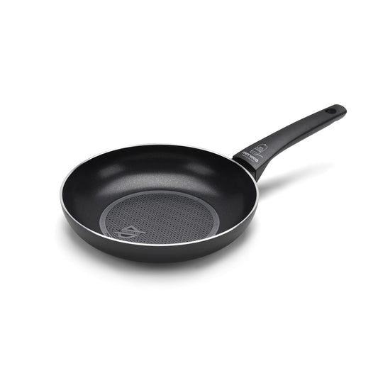 Moneta Recy panna 24 cm - Net Induction, melna, 100% pārstrādāta alumīnija korpuss, 34 kārbas.