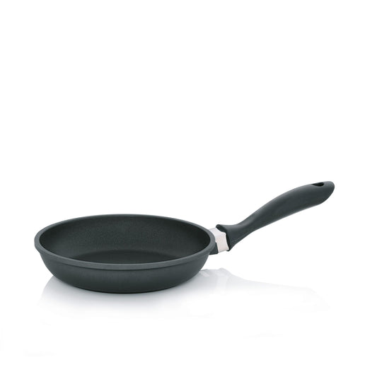 Kela 11561 cepamā panna - pretpiedeguma pārklājums, alumīnija liešana, 20 cm, piemērota indukcijai