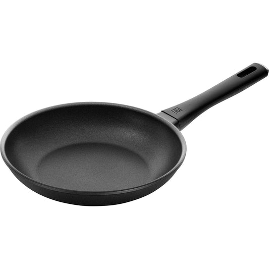 ZWILLING Shine 24 cm alumīnija cepšanas panna - apaļa, melna, ar nelipīgu pārklājumu, ideāla cepšanai un sautēšanai.