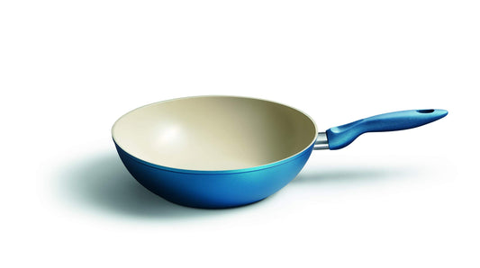 Kelomat Wok Panna CERAMIC COLOR - 28 cm blue aluminum with ceramic coating, ideal for even cooking and easy cleaning.