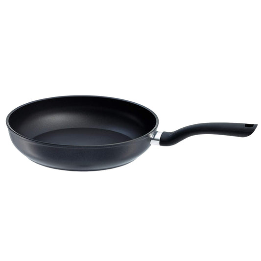 Fissler Cenit - 20 cm non-stick aluminum frying pan, suitable for all stovetops including induction, black finish.