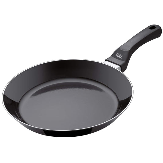 Silit Professional cepamā panna 28 cm - Silargan keramika, indukcija, melna, izturīga un viegli tīrāma.