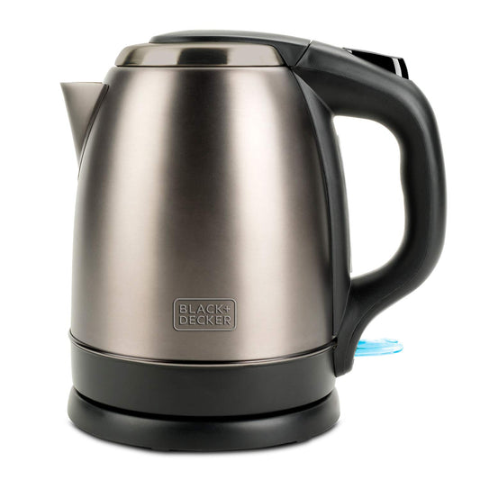 BLACK+DECKER tējkanna BXKE2202E - 2200W, 1.2L, 360° rotējoša pamatne, ergonomisks rokturis, automātiska izslēgšanās.