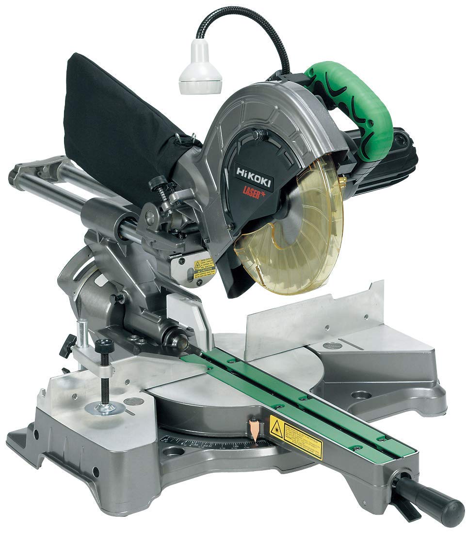 HiKOKI paneļzāģis C8FSHE - 1050W, 216mm zāģa asmens, mīksts pieskāriens, komplektā ar piederumiem