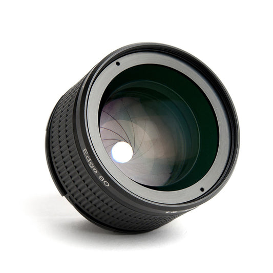 Lensbaby - Edge 80 optika - fokusēšanas efekts - maiga izplūšana un bokeh - izgaismo būtiskos detaļas - portretiem un ikdienas ainām.