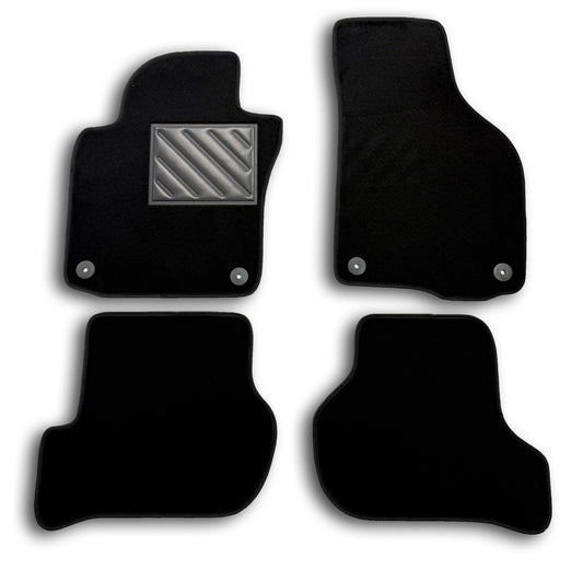 2. Paklājiņi Golf 5 / Golf 6 / Scirocco III/Octavia II pēc pasūtījuma, neslīdoši, pastiprināti gumijas aizsargi un stiprinājuma pogas, melns