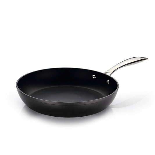 Linnuo panna 28 cm - 3 slāņu nelīpošs pārklājums, nerūsējošā tērauda pamatne, piemērota indukcijai, elegants rokturis