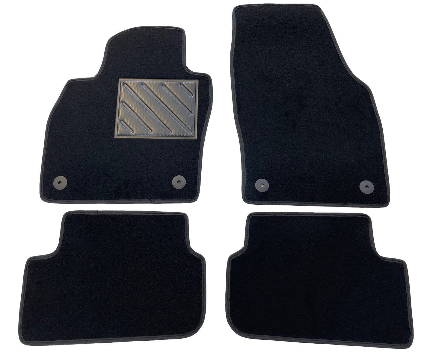 Paklājiņi Seat Arona no 2017. gada, precīzi pielāgoti, neslīdoši, papēža aizsargi no pastiprināta gumijas, stiprinājuma pogas, melni