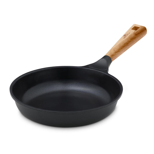 Gerlach Nature panna - 24 cm keramikas cepamā panna, piemērota indukcijai un visām plītīm, izturīga un stilīga.