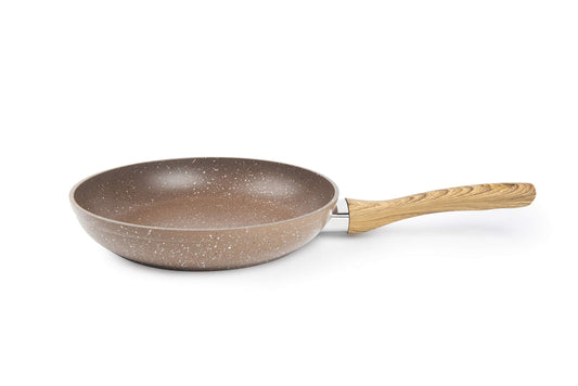 Excelsa Wood & Stone panna - 28 cm, kalts alumīnijs, brūna, ideāla cepšanai un sautēšanai.