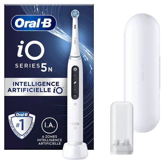 Oral-B iO 5N elektriskā zobu birste, spiediena sensors smaganu un jutīgu zobu aizsardzībai, ar piederumiem, 1 mīksta birste, 1 lādētājs, 1 ceļojuma maciņš, balta
