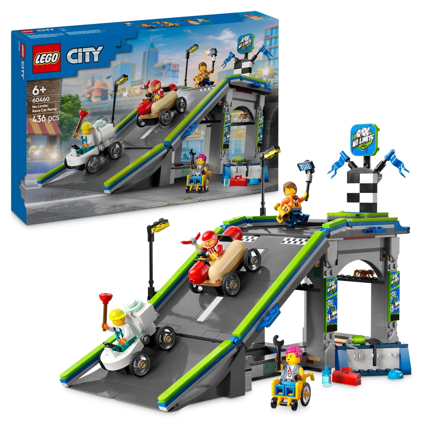 LEGO City Nav ierobežojumu: ziepju kastes sacīkstes ar rampu - komplekts ar 2 ziepju kastēm un 4 minifigūrām.