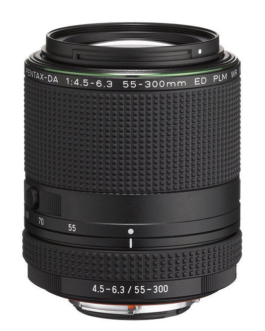 HD 21277 PENTAX-DA 55-300mm F4.5-6.3ED PLM WR RE telezoom objektīvs Ātrs un kluss AF darbs Laika apstākļiem izturīga konstrukcija Minimālā fokusa attālums 0,95 metri Kompakts un viegls