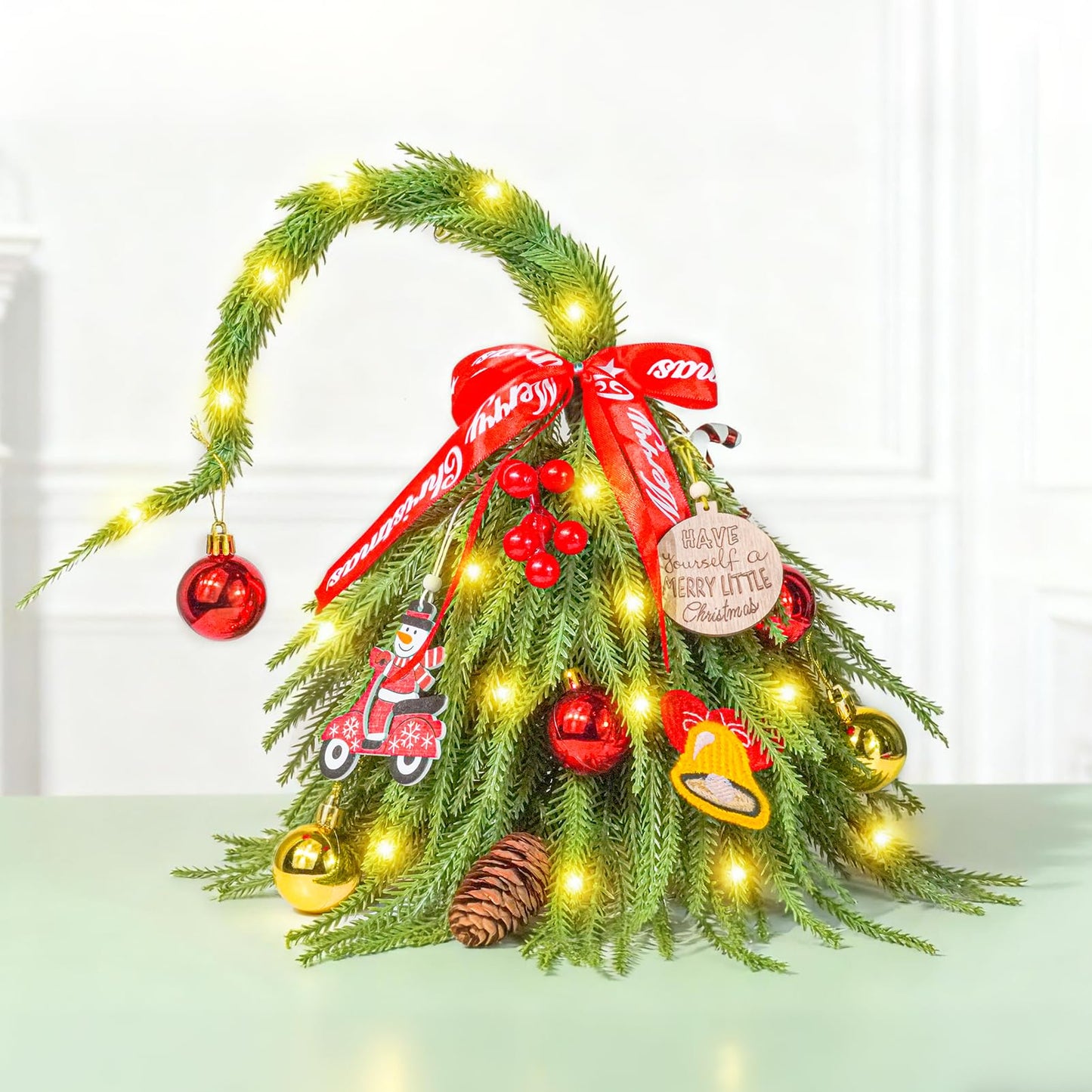 Mini Ziemassvētku eglīte, 30CM maza Ziemassvētku eglīte ar apgaismojumu, mākslīga galda eglīte ar izliektu galotnes dizainu galda dekoram, birojam, palodzei, Ziemassvētku dekoram