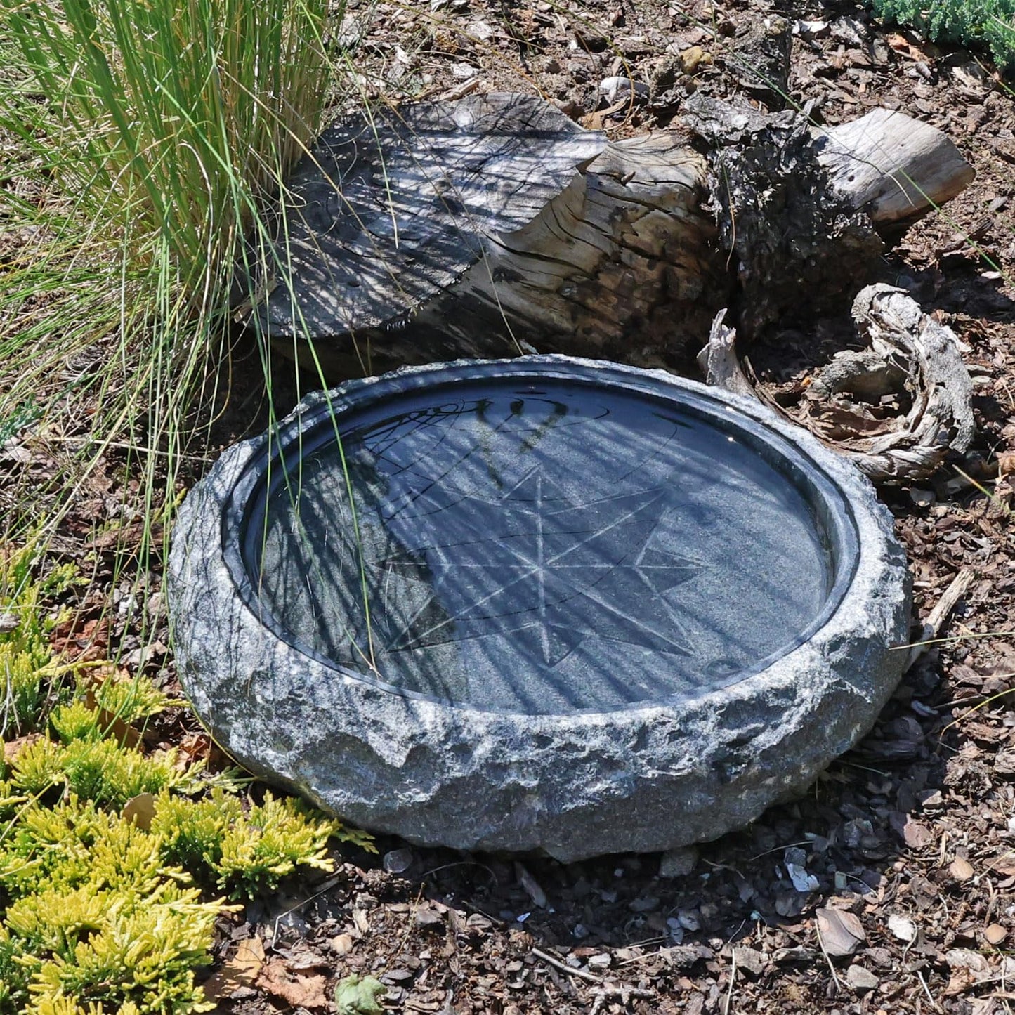 Putnu barotava CLGarden Granit Vogeltränke Windrose Ø 35cm, granīta putnu vanniņa, kukaiņu dzirdinātava, akmens dārza dekors, ziemcietīga, salizturīga, ūdens bļoda putniem