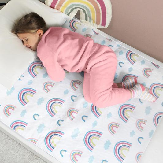 Bērnu ūdensnecaurlaidīgs gultas pārklājs Hygge Sheets ar sānu ielokiem, piemērots mazuļu un bērnu gultām līdz 90 cm, daudzkrāsains
